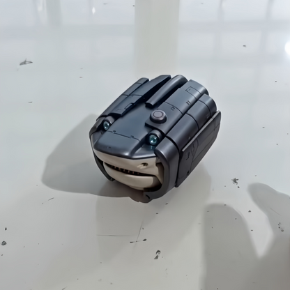 ⚙️ Transforming Mechanical Beast Desk Toy – Shark